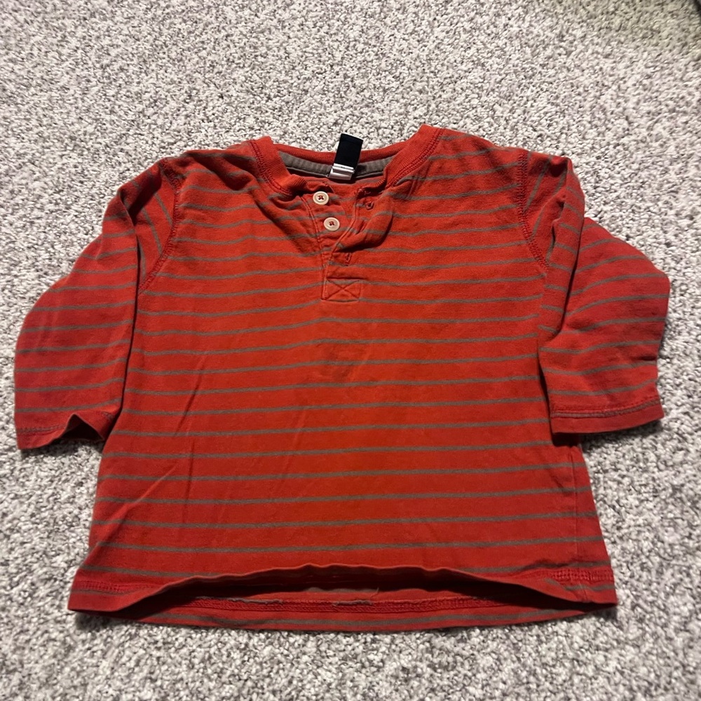 GAP Red and Gray Striped Long Sleeve Tee